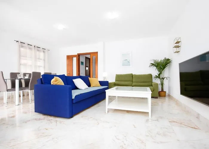 度假居 House - Sleeps 6 - Pool - Pet Friendly *